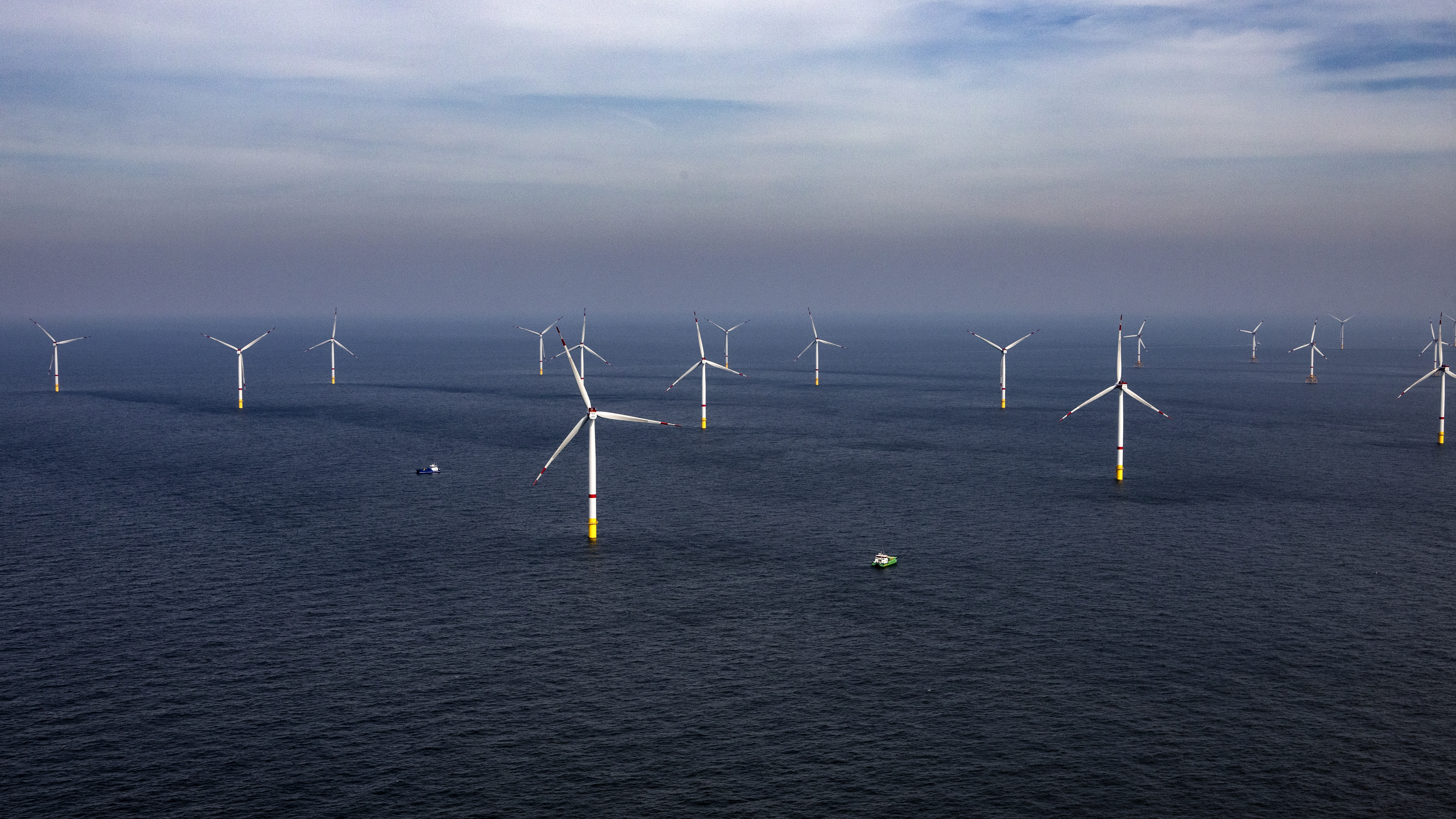 Start offshore construction activities of the final and largest offshore wind farm ever built in the Belgian North Sea
